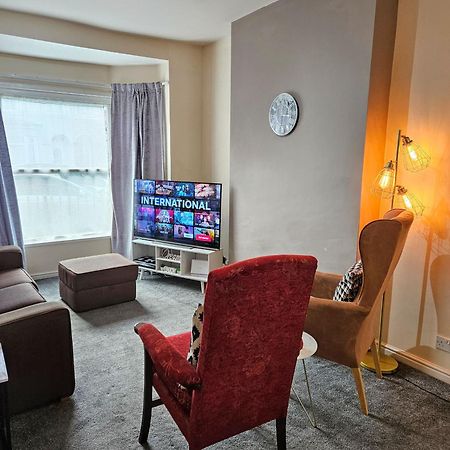 3 Bedroom-5 Beds Newland Ave King'S Palace Leisure-Contractor-Heart Of Hull Amenities Kingston upon Hull Exteriör bild