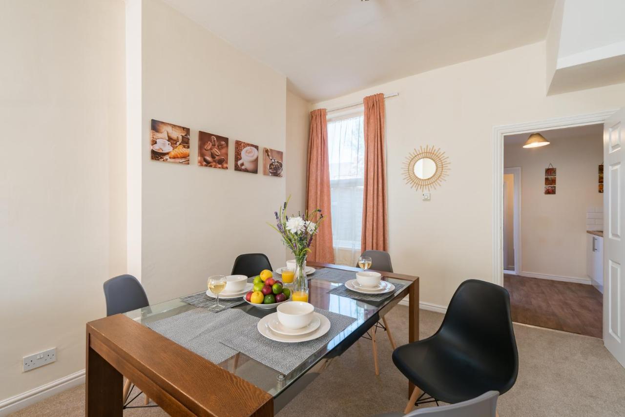 3 Bedroom-5 Beds Newland Ave King'S Palace Leisure-Contractor-Heart Of Hull Amenities Kingston upon Hull Exteriör bild