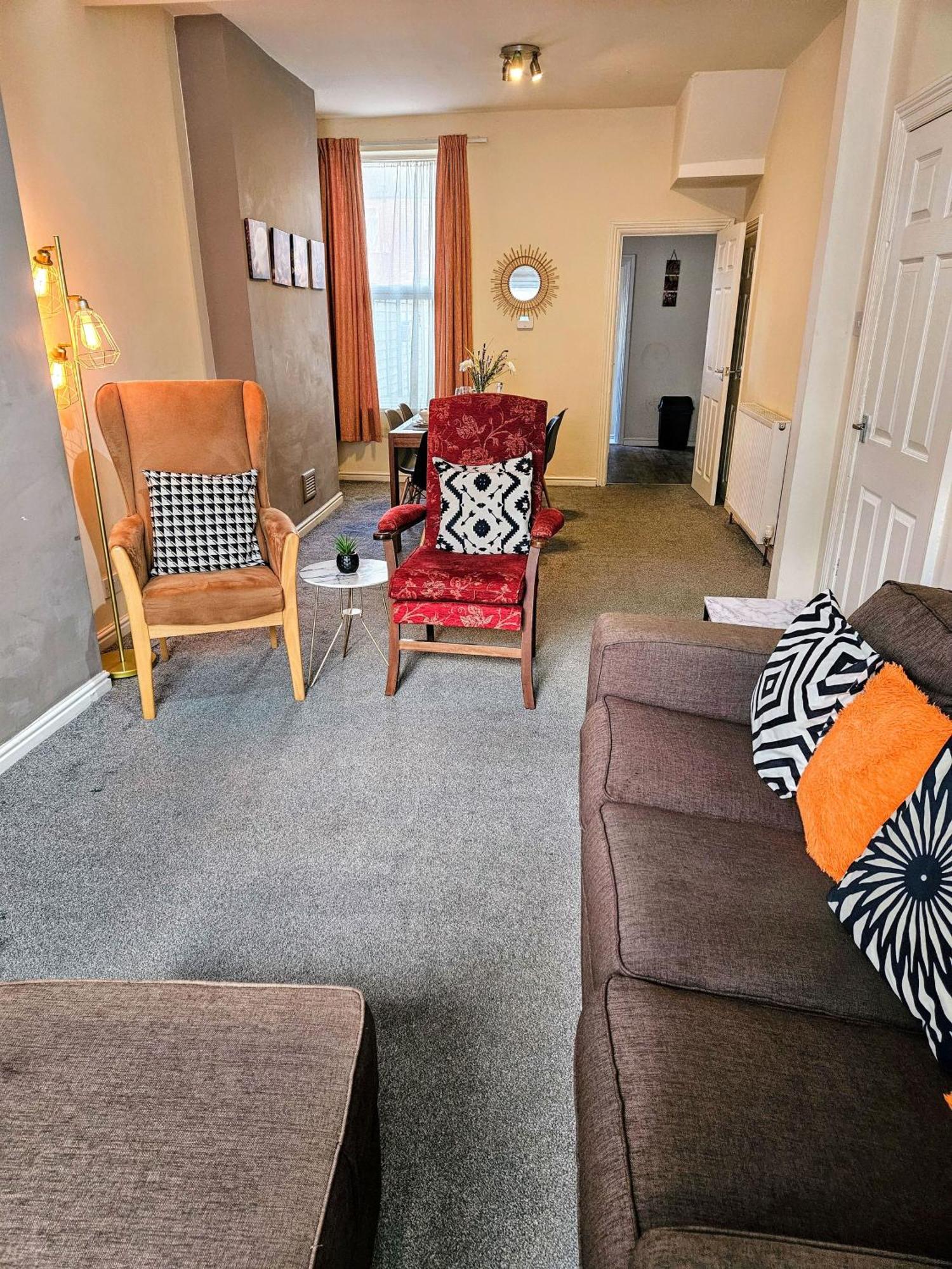 3 Bedroom-5 Beds Newland Ave King'S Palace Leisure-Contractor-Heart Of Hull Amenities Kingston upon Hull Exteriör bild